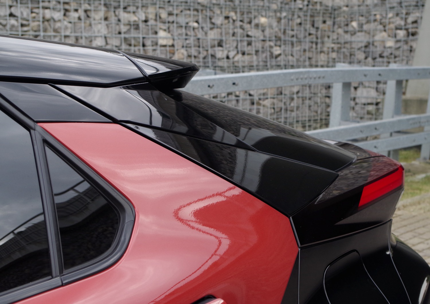 Toyota-CH-R-Plug-in-A48