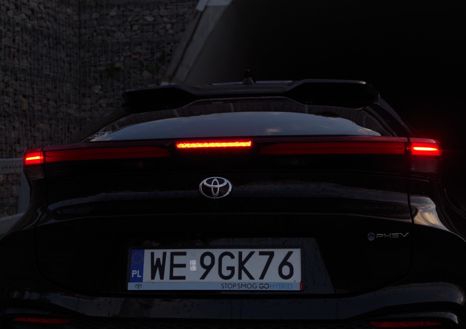 Toyota-CH-R-Plug-in-A66