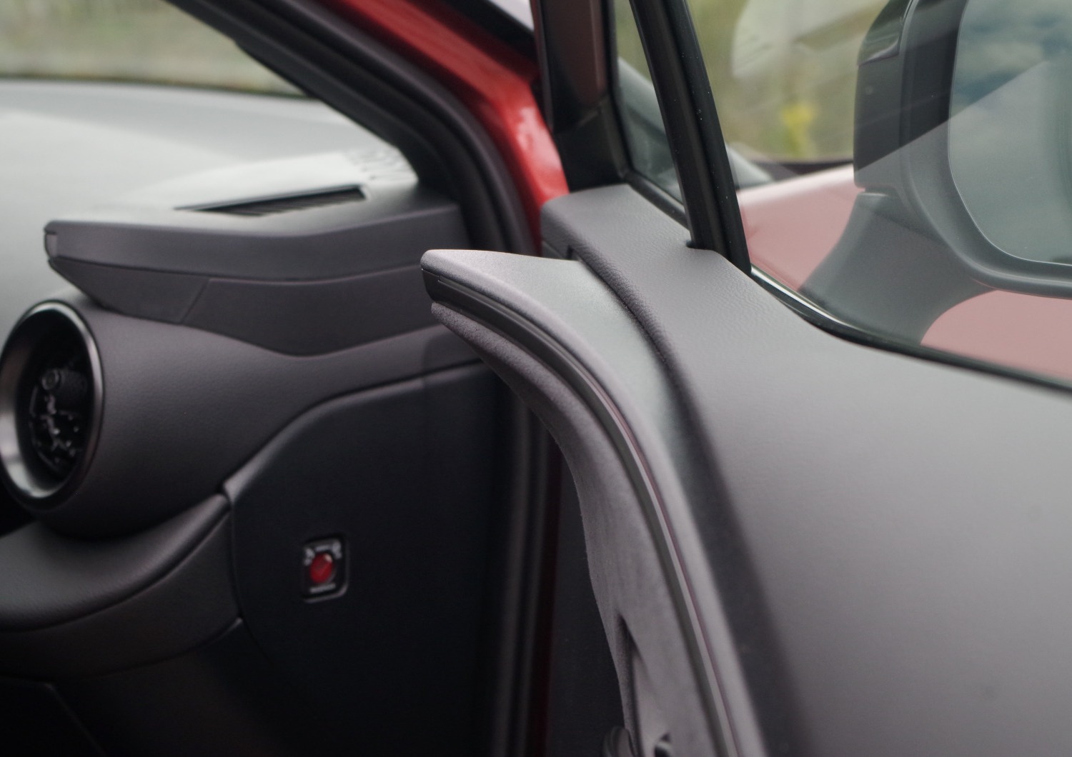 Toyota-CH-R-Plug-in-B12