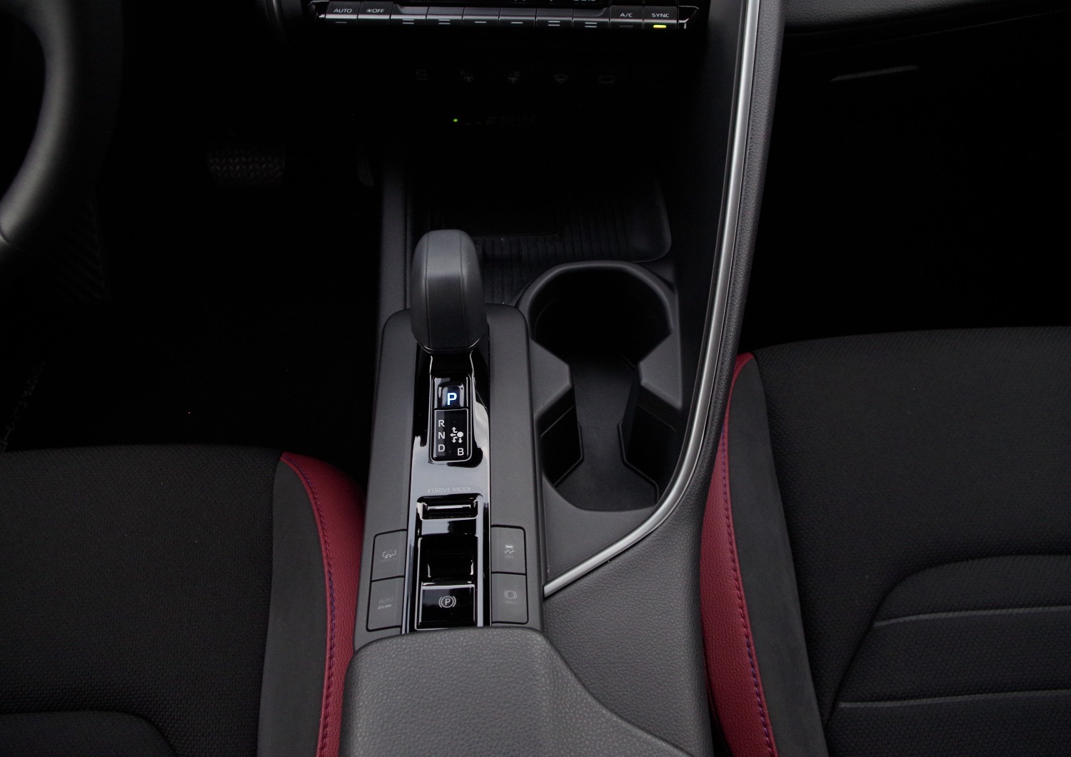 Toyota-CH-R-Plug-in-B43