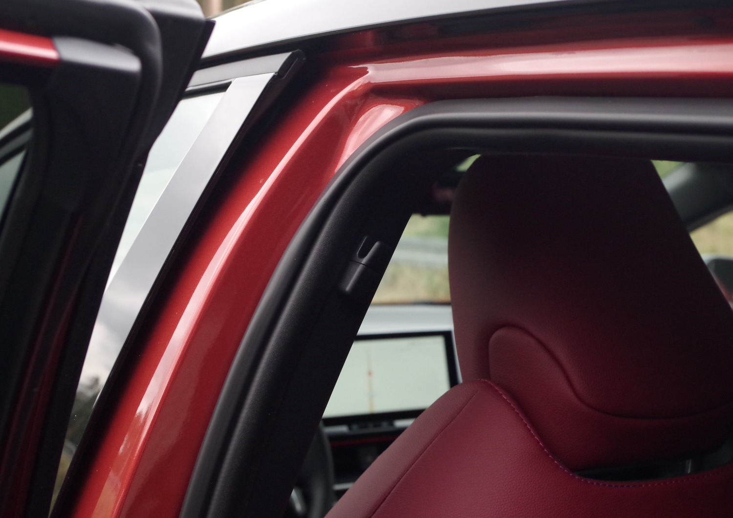 Toyota-CH-R-Plug-in-B80