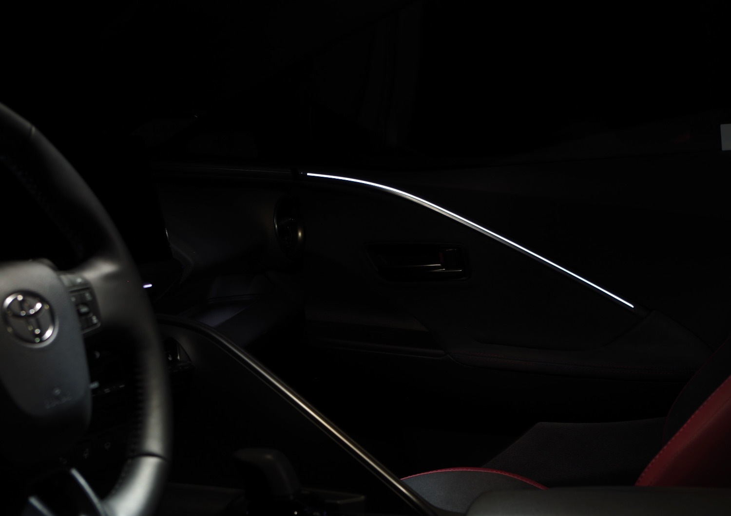 Toyota-CH-R-Plug-in-B86