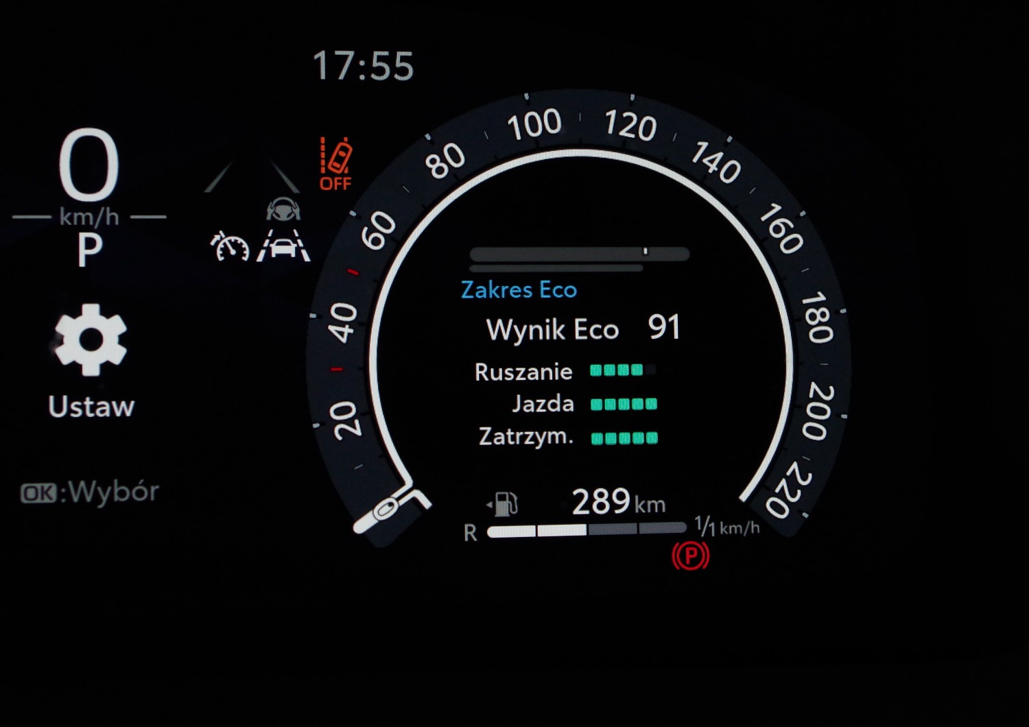 Toyota-CH-R-Plug-in-C1