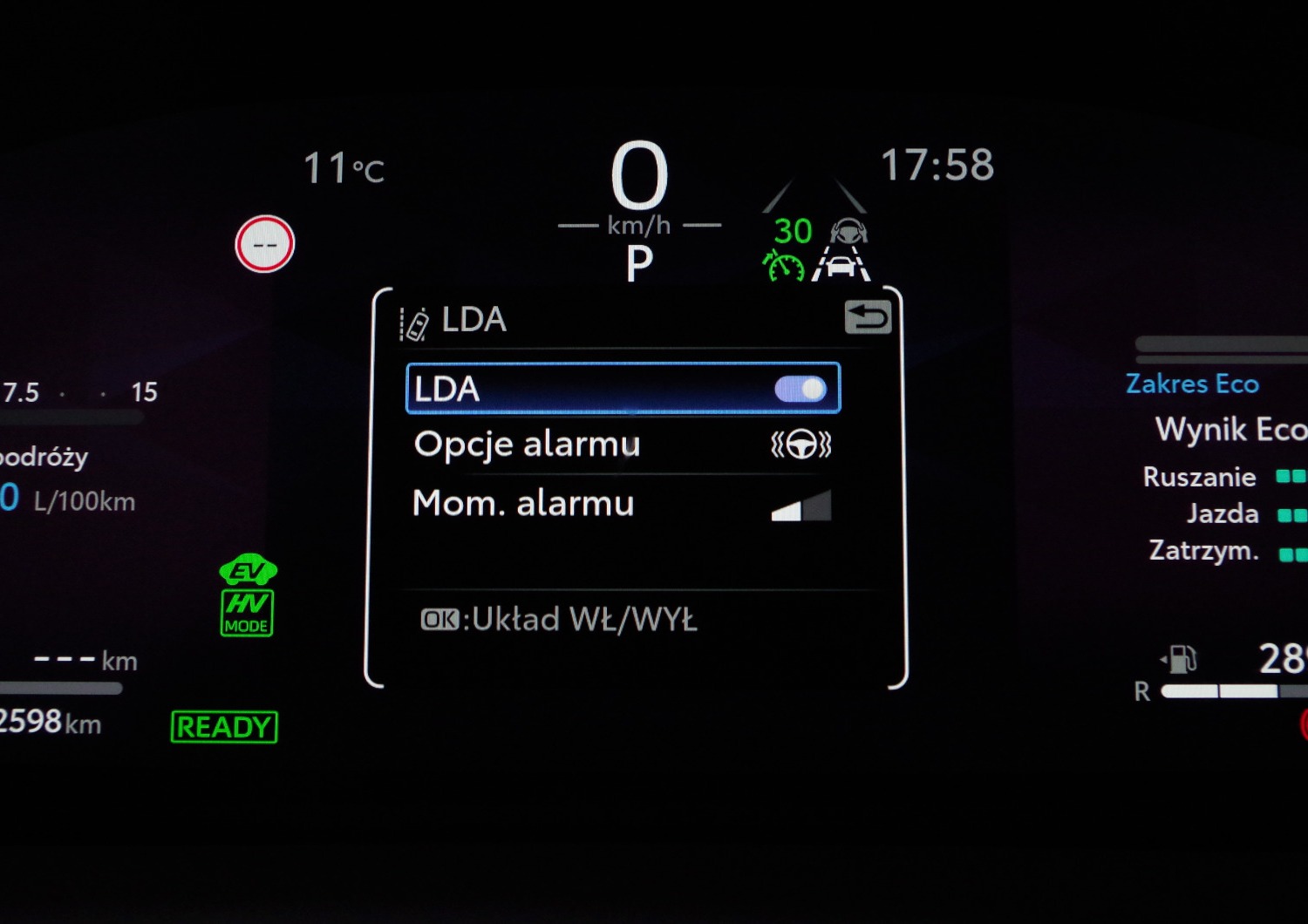 Toyota-CH-R-Plug-in-C7