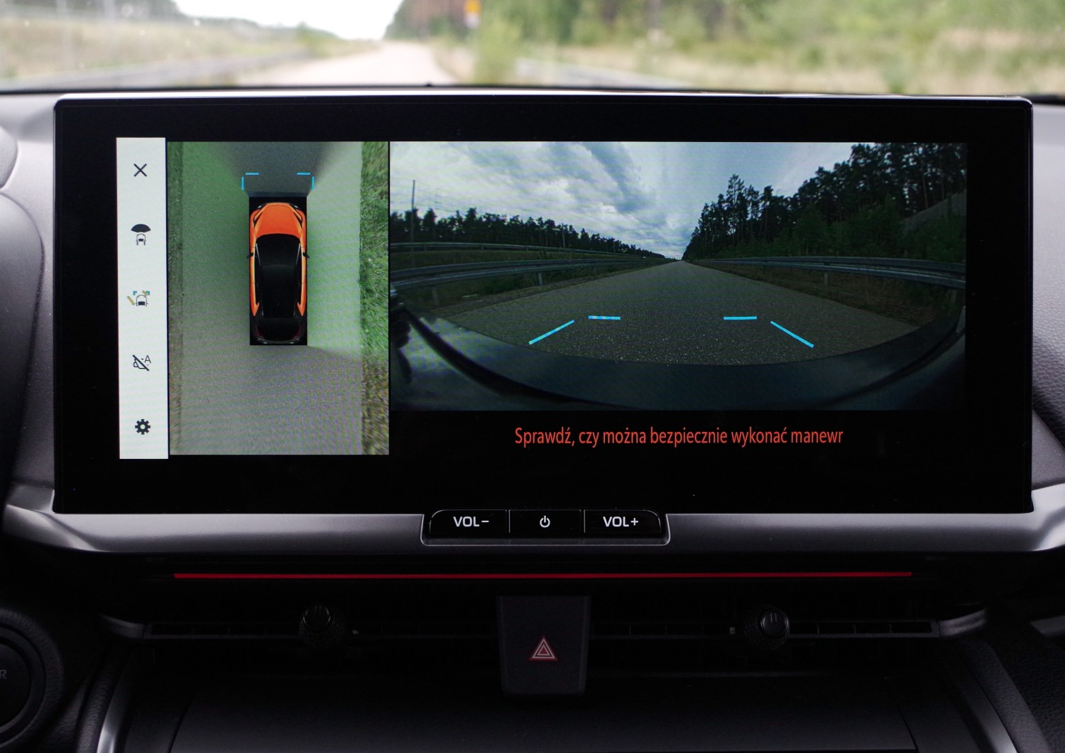 Toyota-CH-R-Plug-in-D1