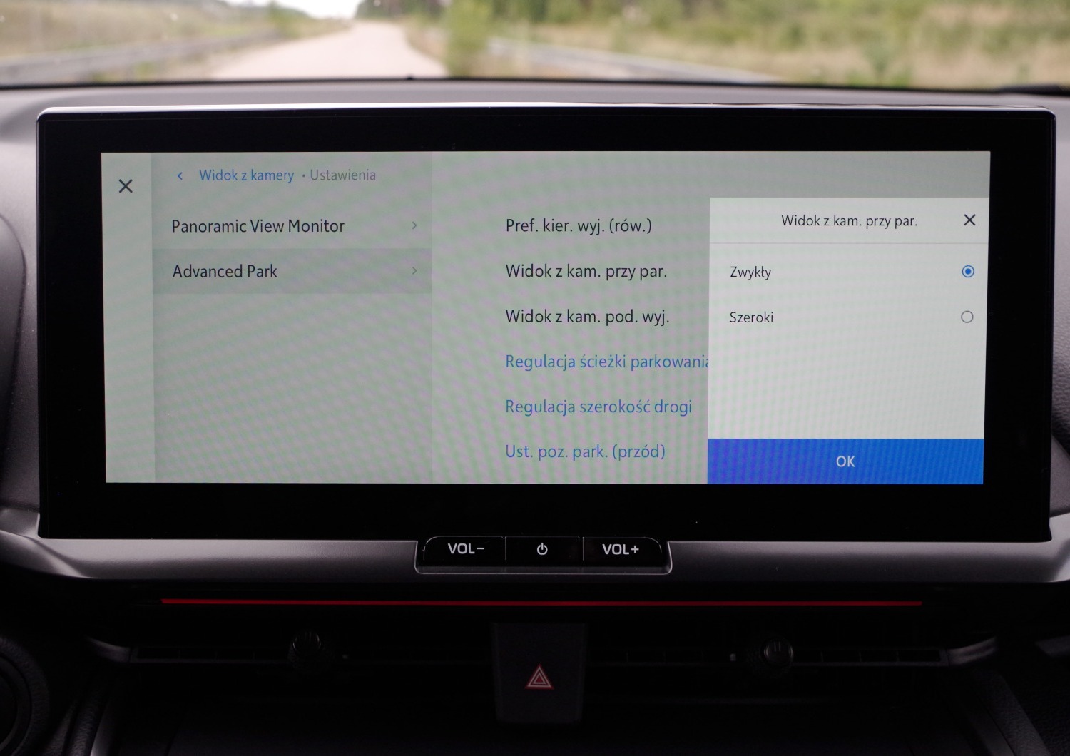 Toyota-CH-R-Plug-in-D10