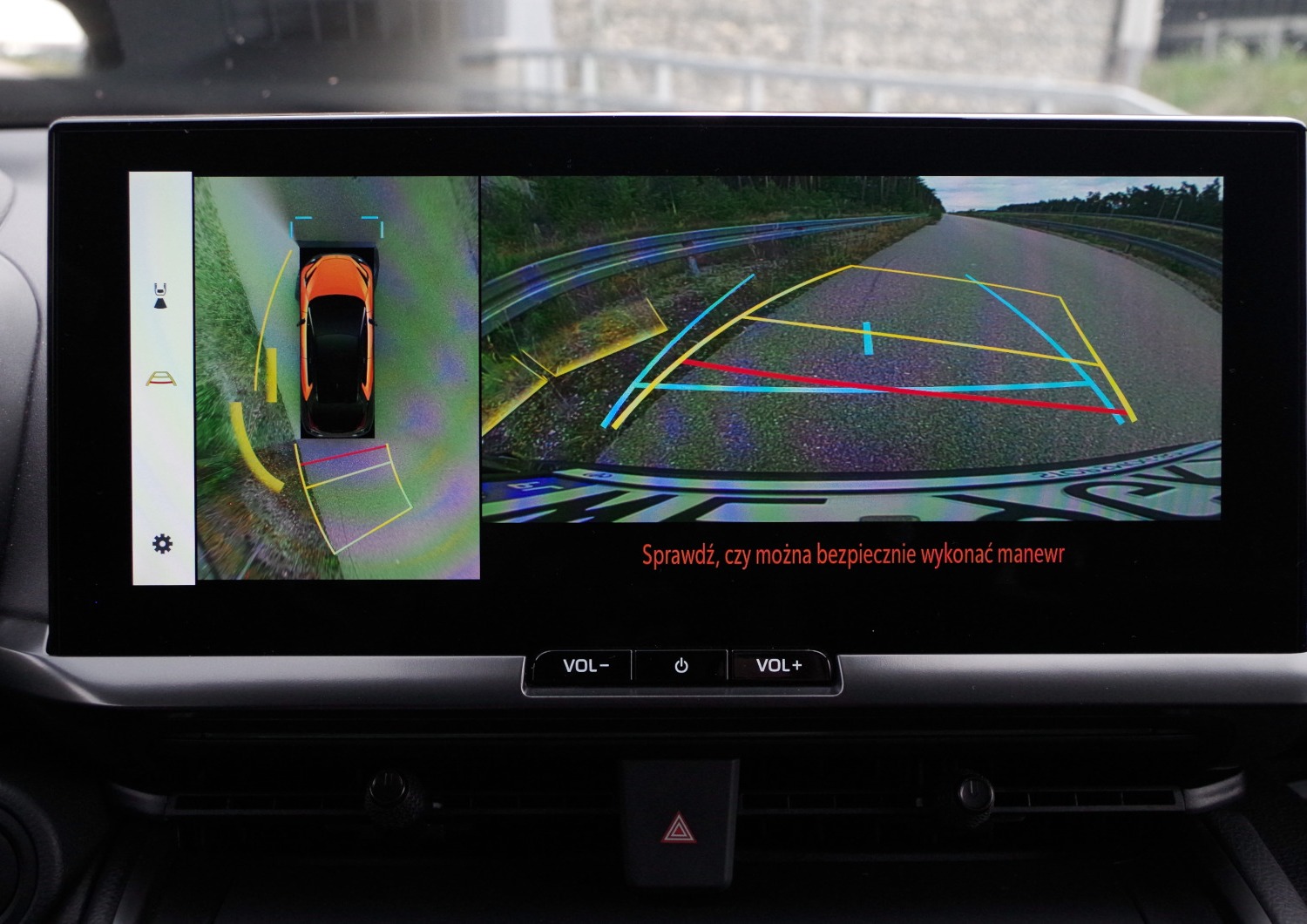 Toyota-CH-R-Plug-in-D14