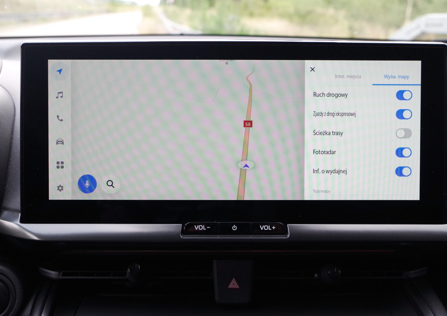 Toyota-CH-R-Plug-in-D19