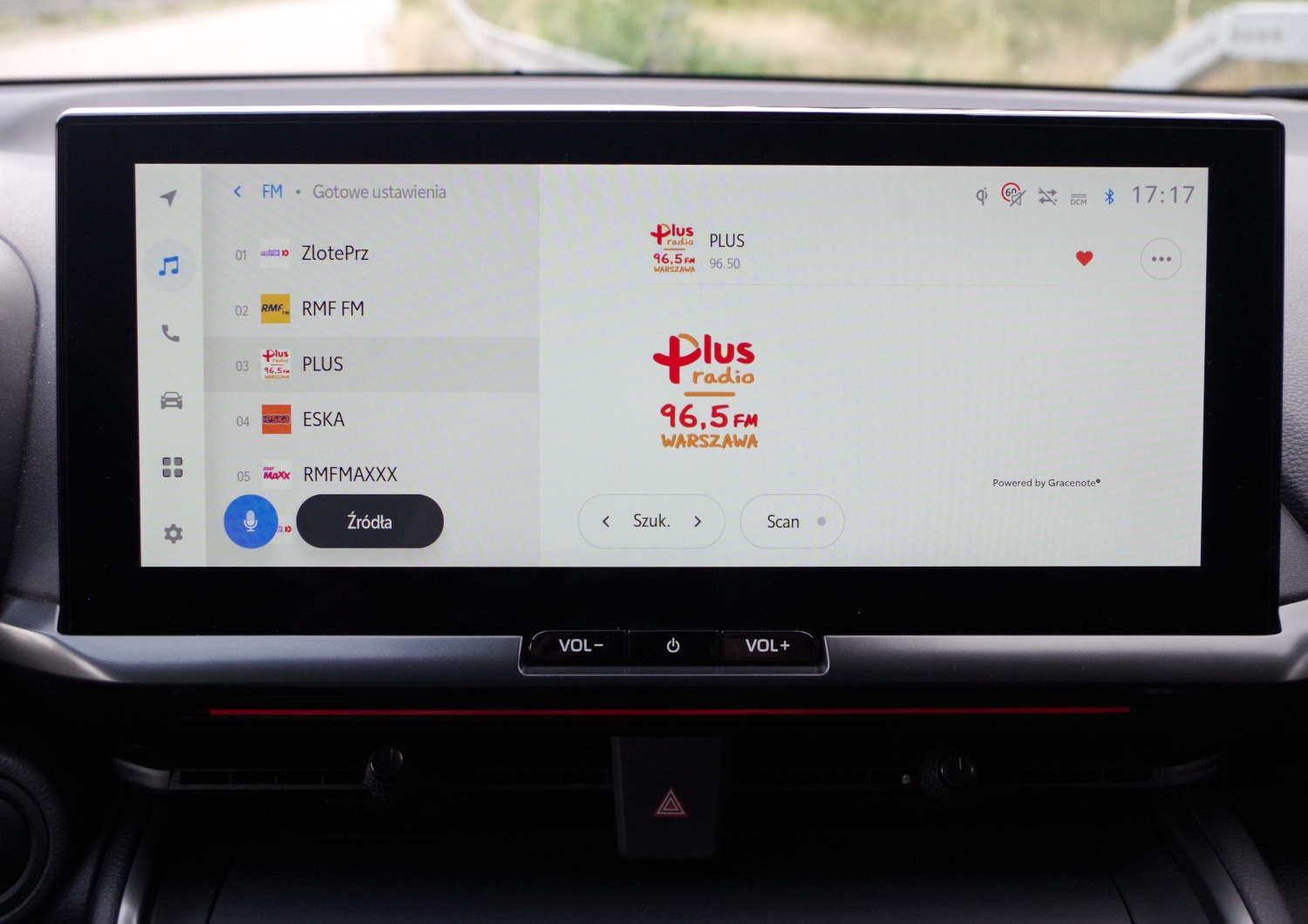Toyota-CH-R-Plug-in-D23