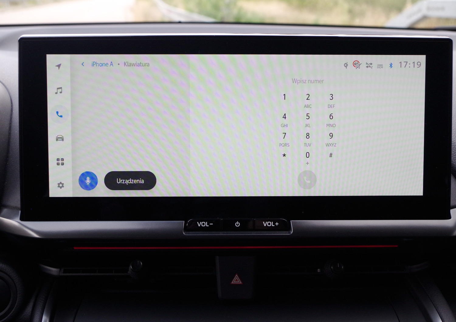 Toyota-CH-R-Plug-in-D28