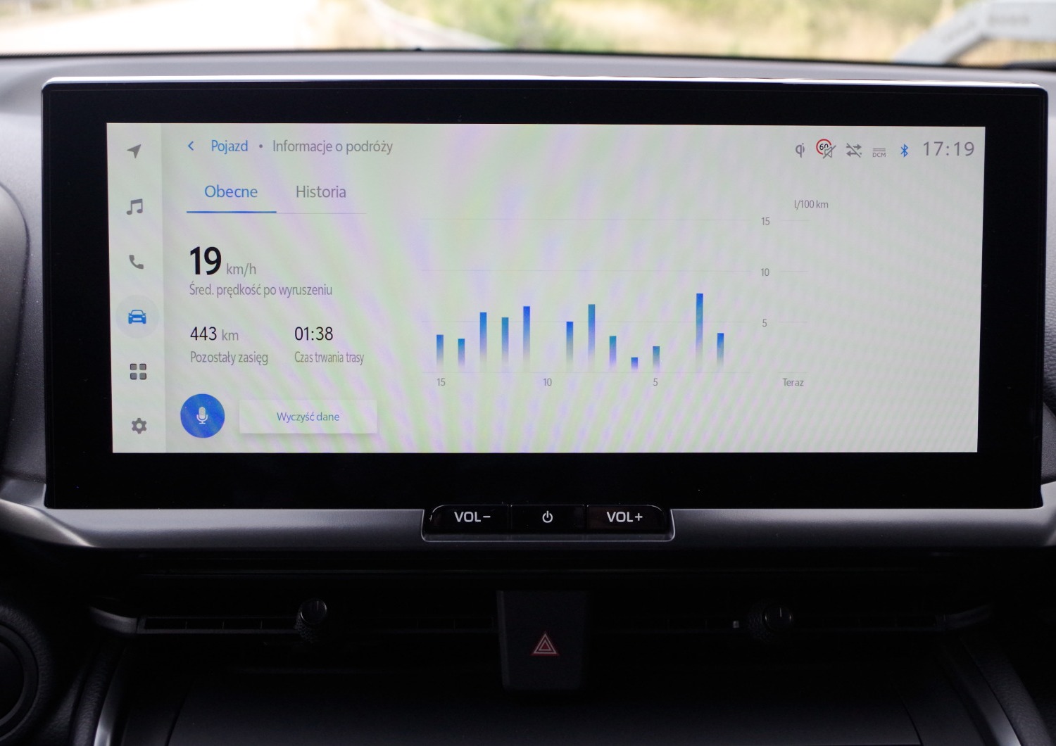 Toyota-CH-R-Plug-in-D32