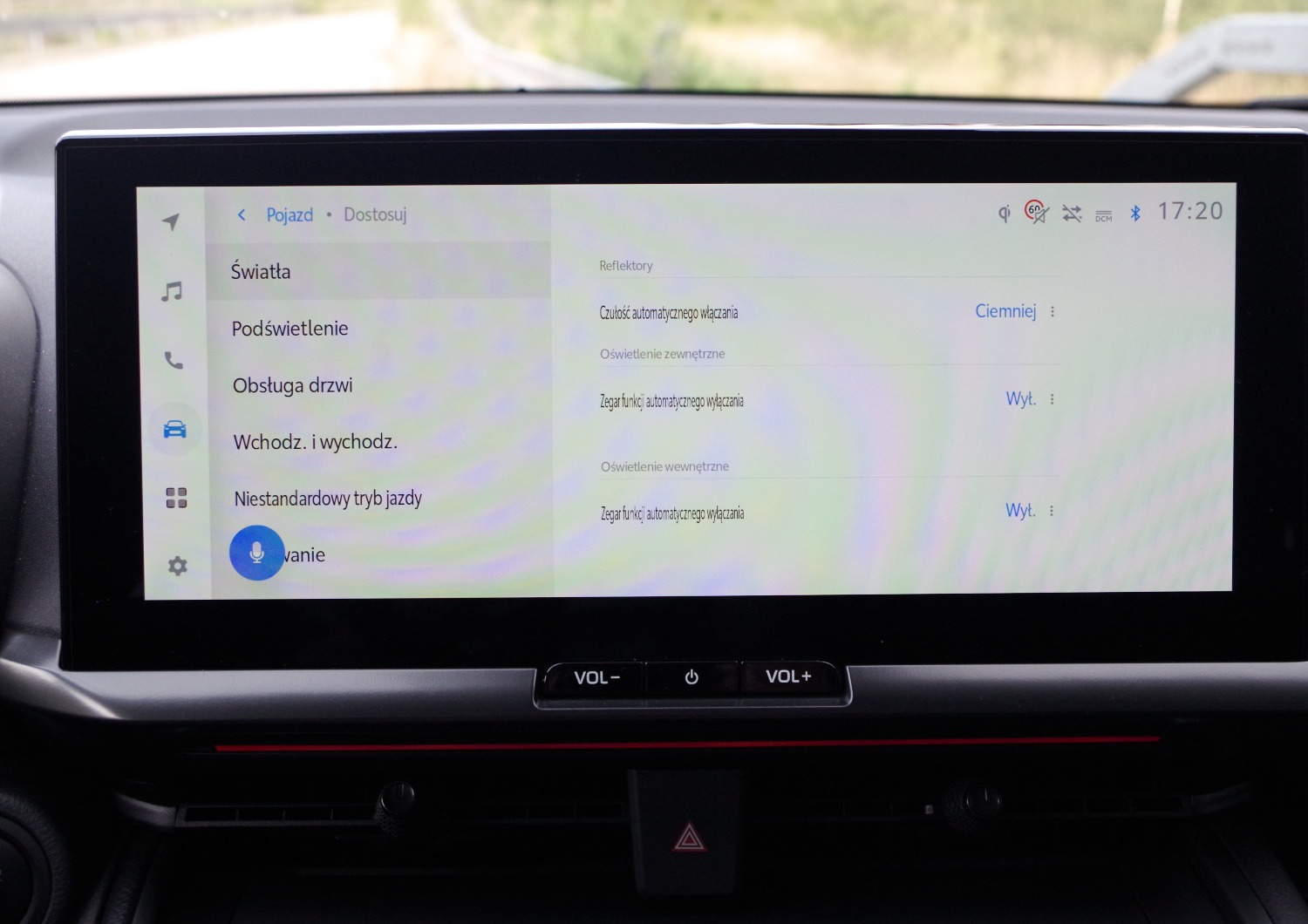 Toyota-CH-R-Plug-in-D37