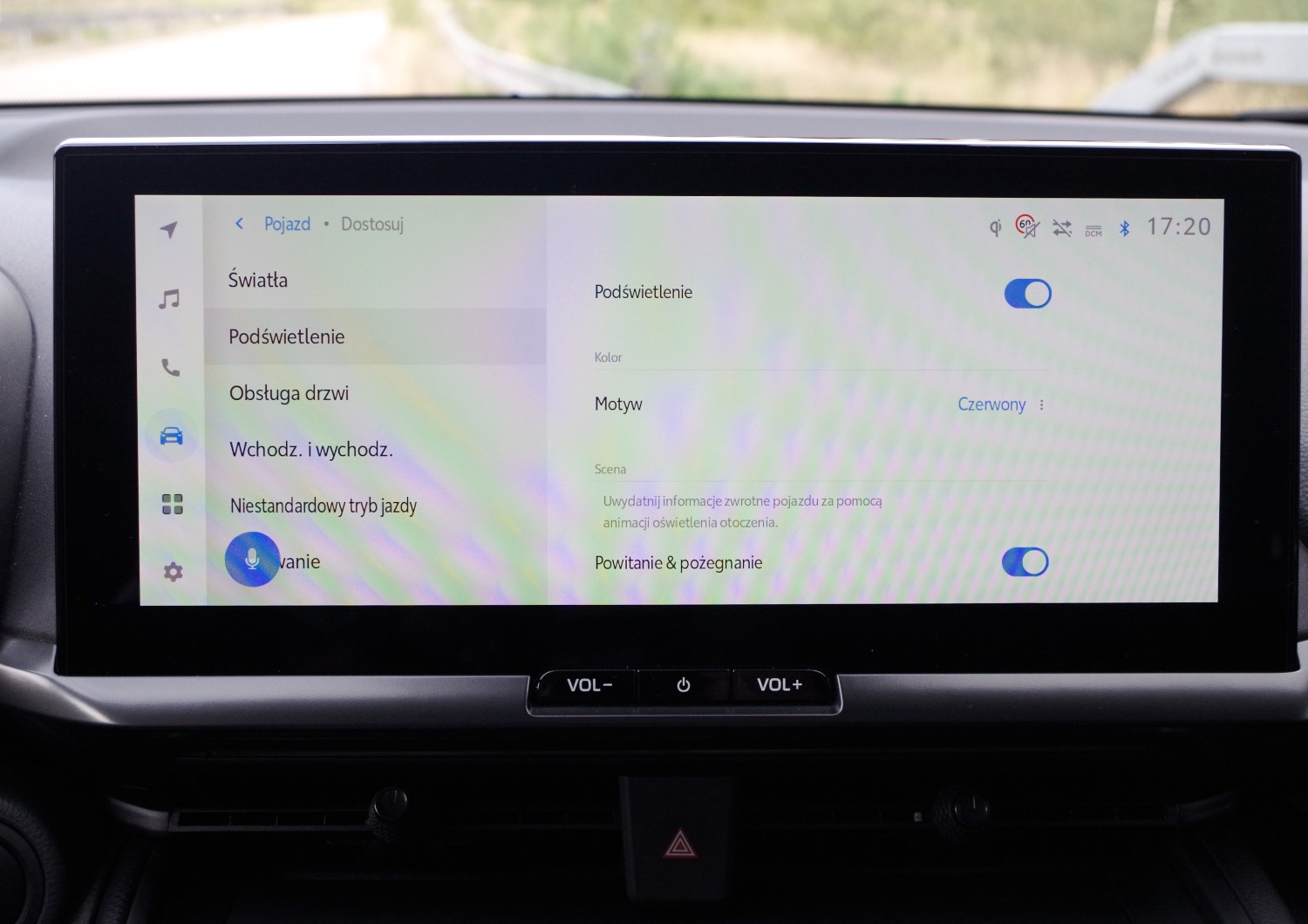 Toyota-CH-R-Plug-in-D38