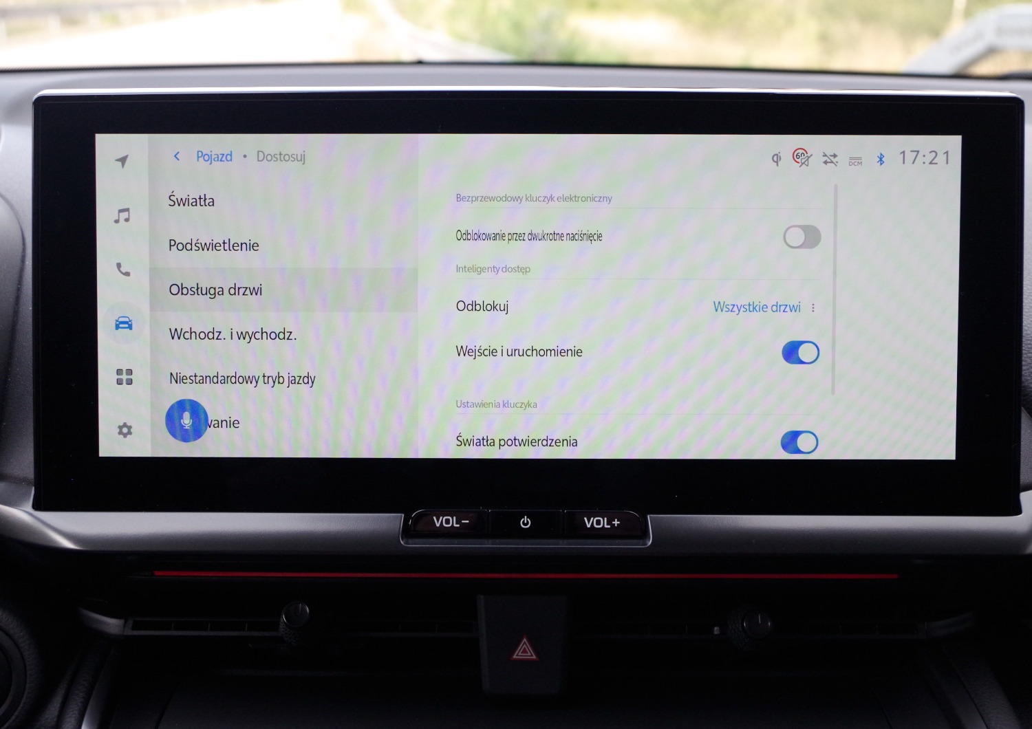 Toyota-CH-R-Plug-in-D41