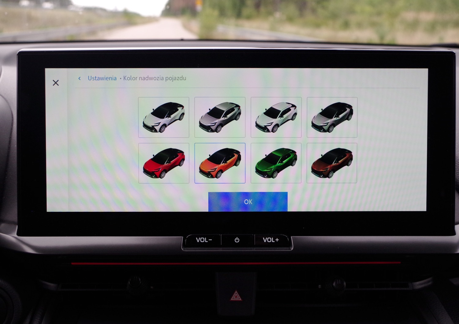 Toyota-CH-R-Plug-in-D5