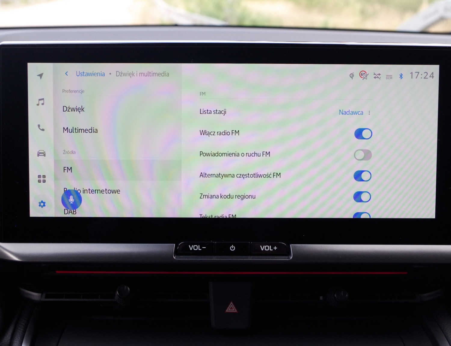 Toyota-CH-R-Plug-in-D60