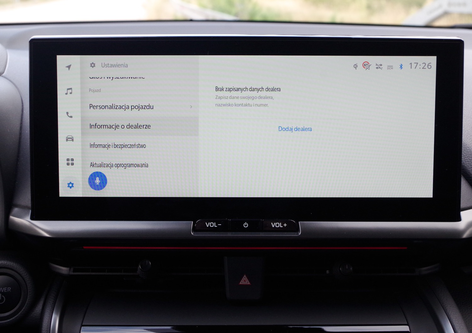 Toyota-CH-R-Plug-in-D70