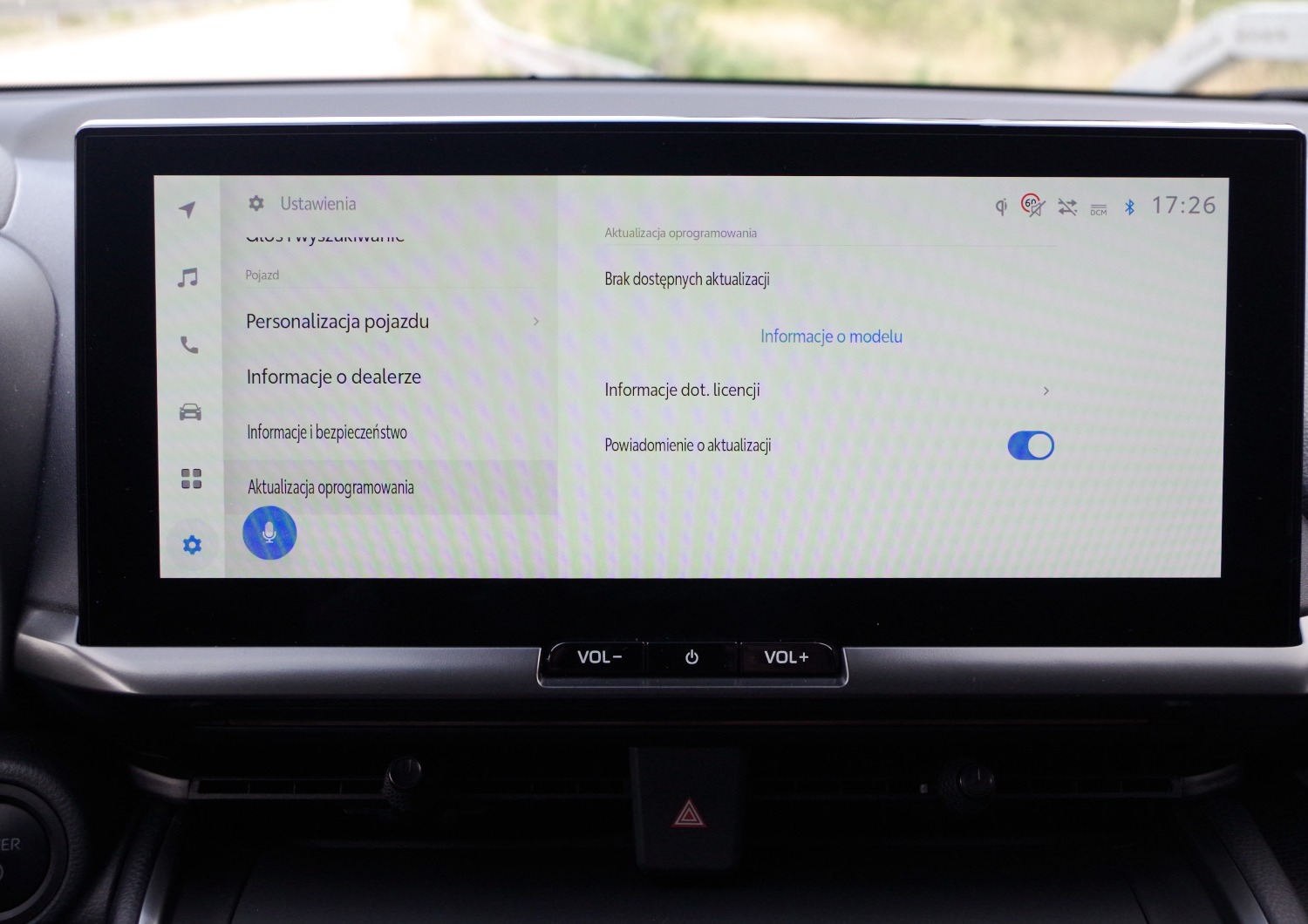 Toyota-CH-R-Plug-in-D72