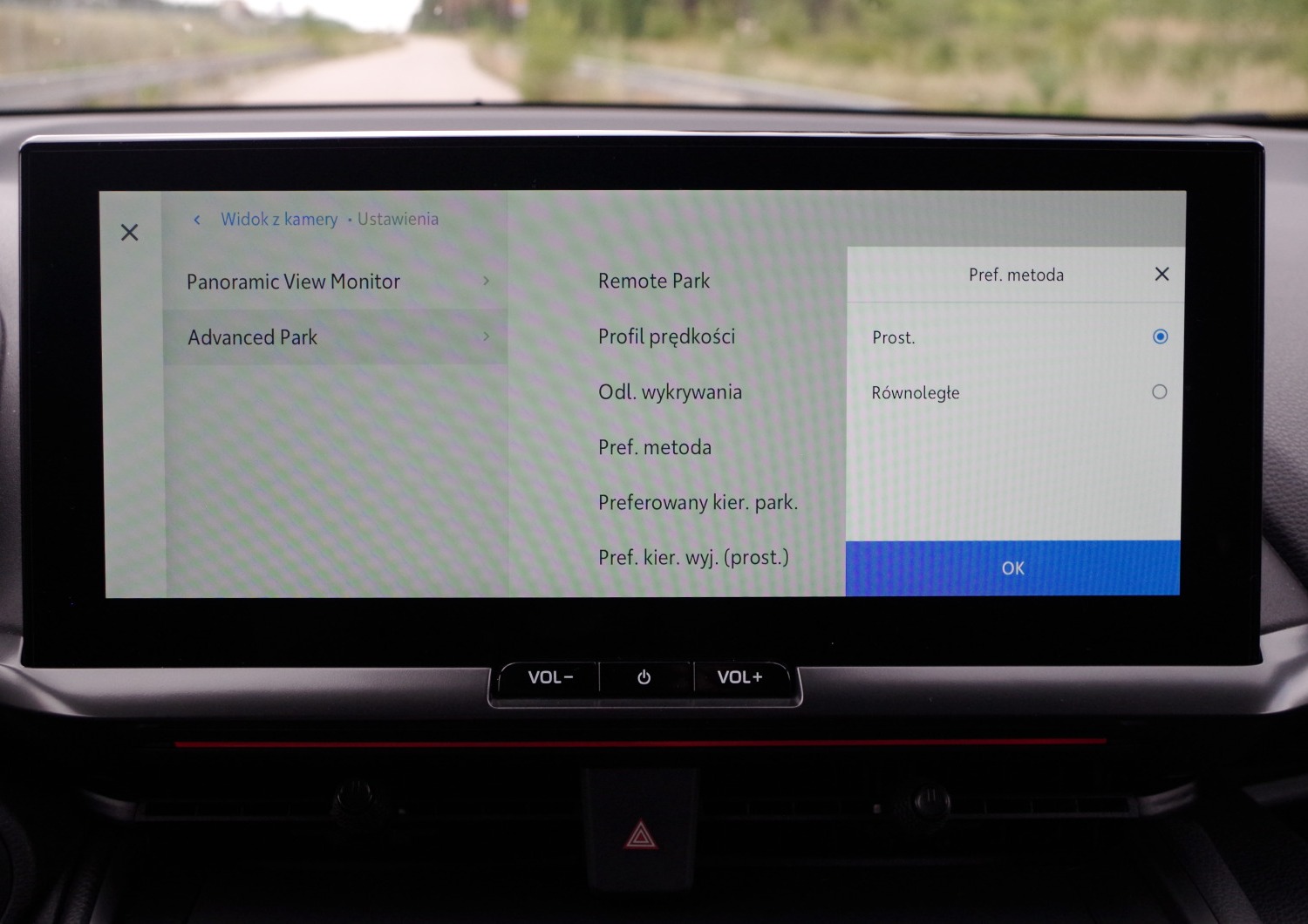 Toyota-CH-R-Plug-in-D8