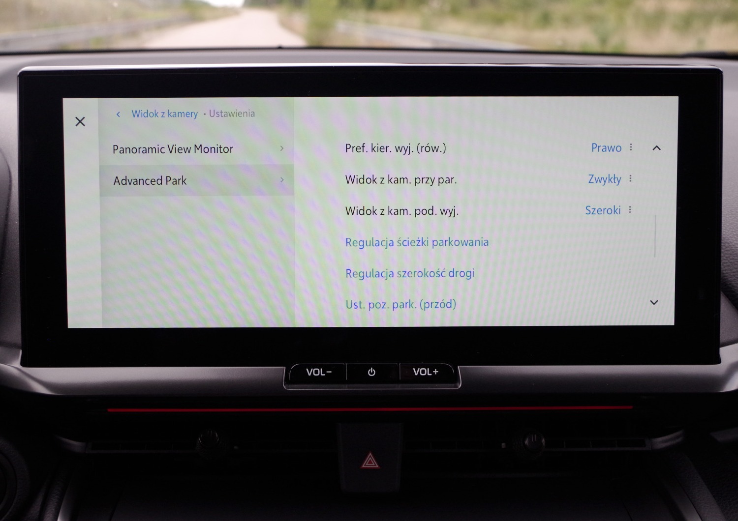 Toyota-CH-R-Plug-in-D9