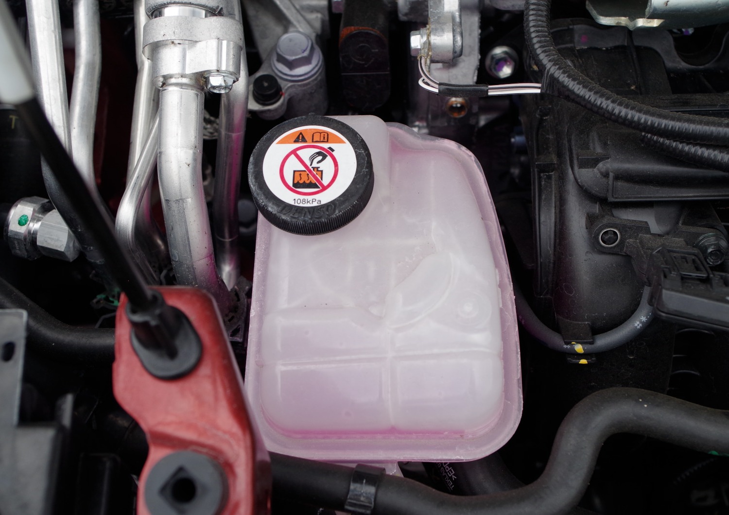 Toyota-CH-R-Plug-in-F13