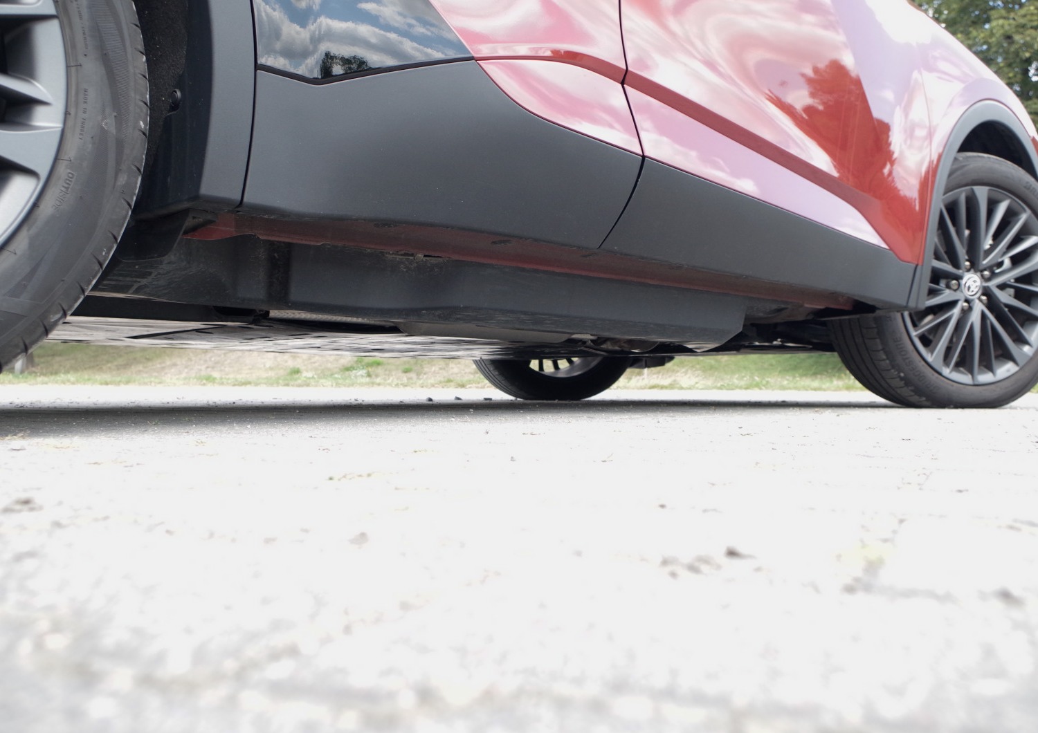 Toyota-CH-R-Plug-in-F2