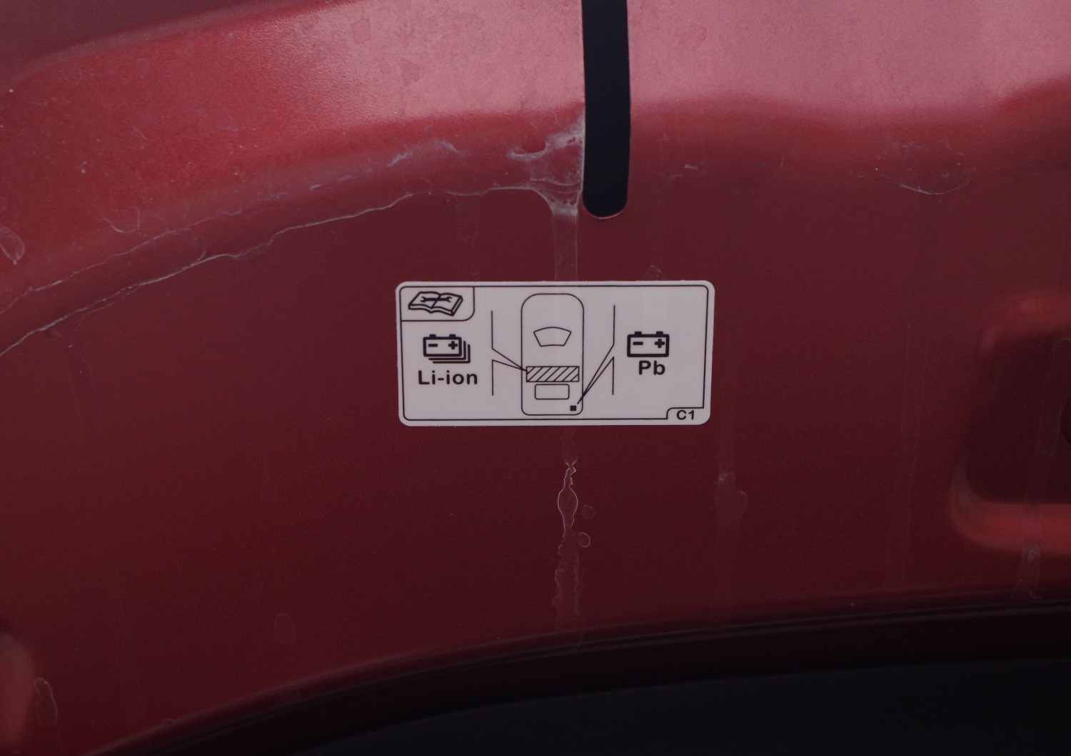 Toyota-CH-R-Plug-in-F5