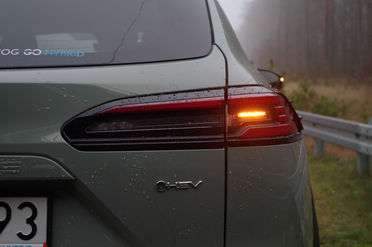 Toyota-Corolla-Cross-1.8-Hybrid-140-KM-4X2-Style-A02