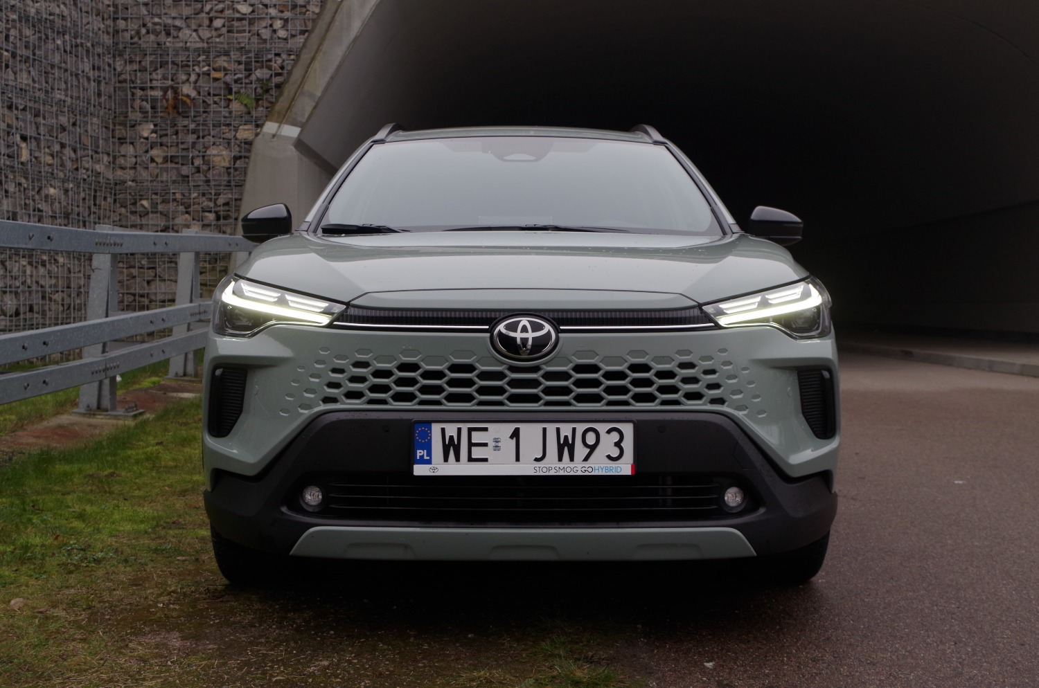 Toyota-Corolla-Cross-1.8-Hybrid-140-KM-4X2-Style-A17
