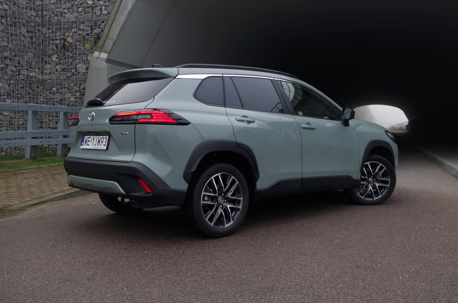 Toyota-Corolla-Cross-1.8-Hybrid-140-KM-4X2-Style-A51