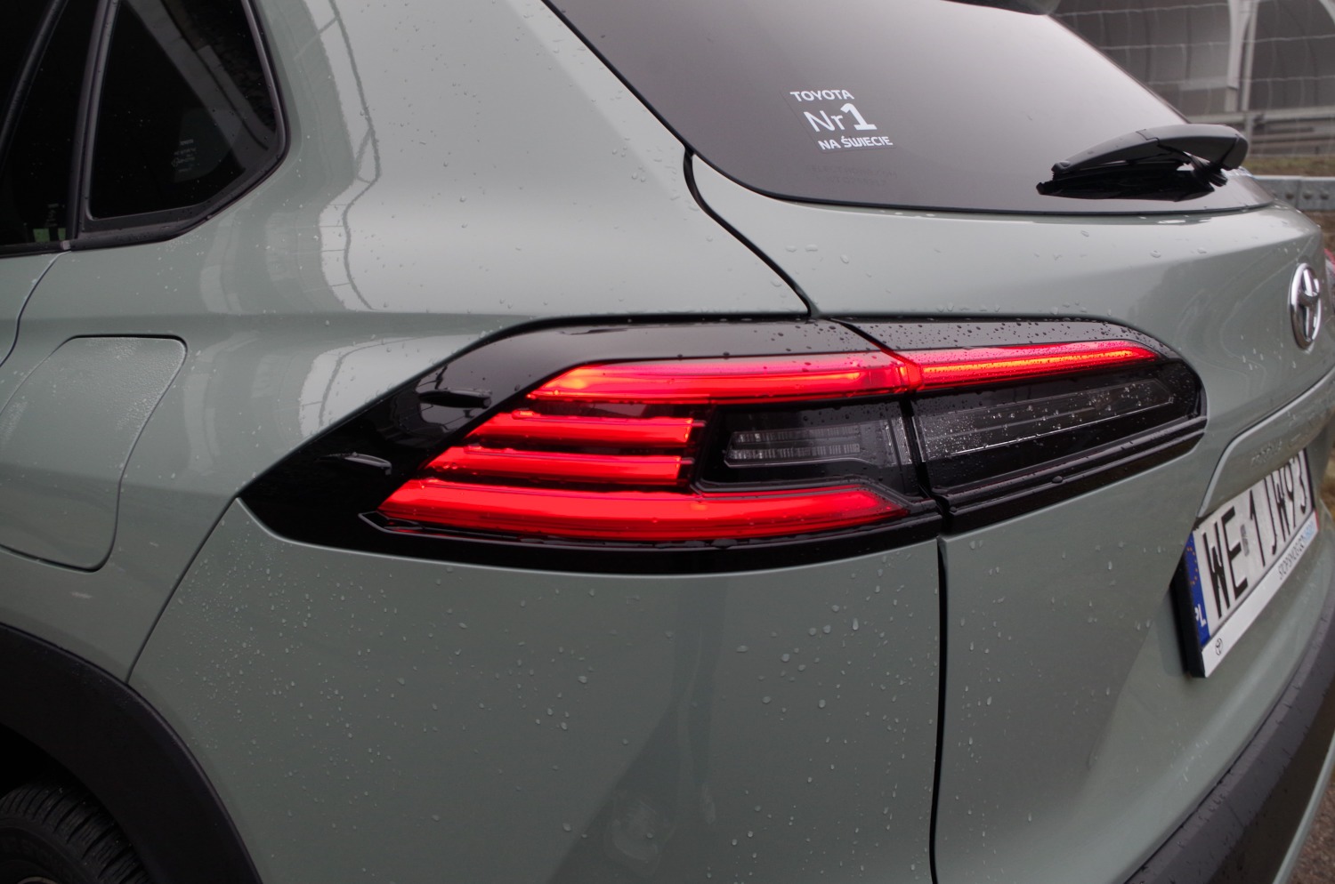 Toyota-Corolla-Cross-1.8-Hybrid-140-KM-4X2-Style-A53