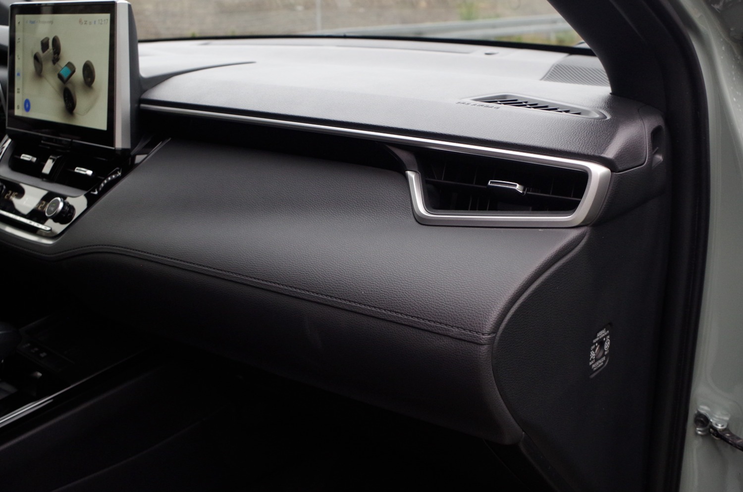 Toyota-Corolla-Cross-1.8-Hybrid-140-KM-4X2-Style-B39