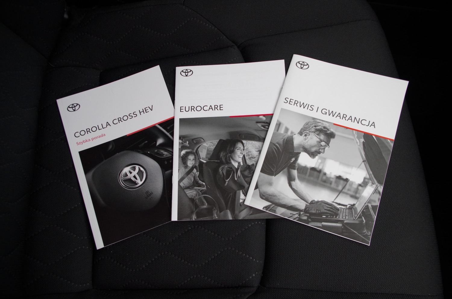 Toyota-Corolla-Cross-1.8-Hybrid-140-KM-4X2-Style-B49