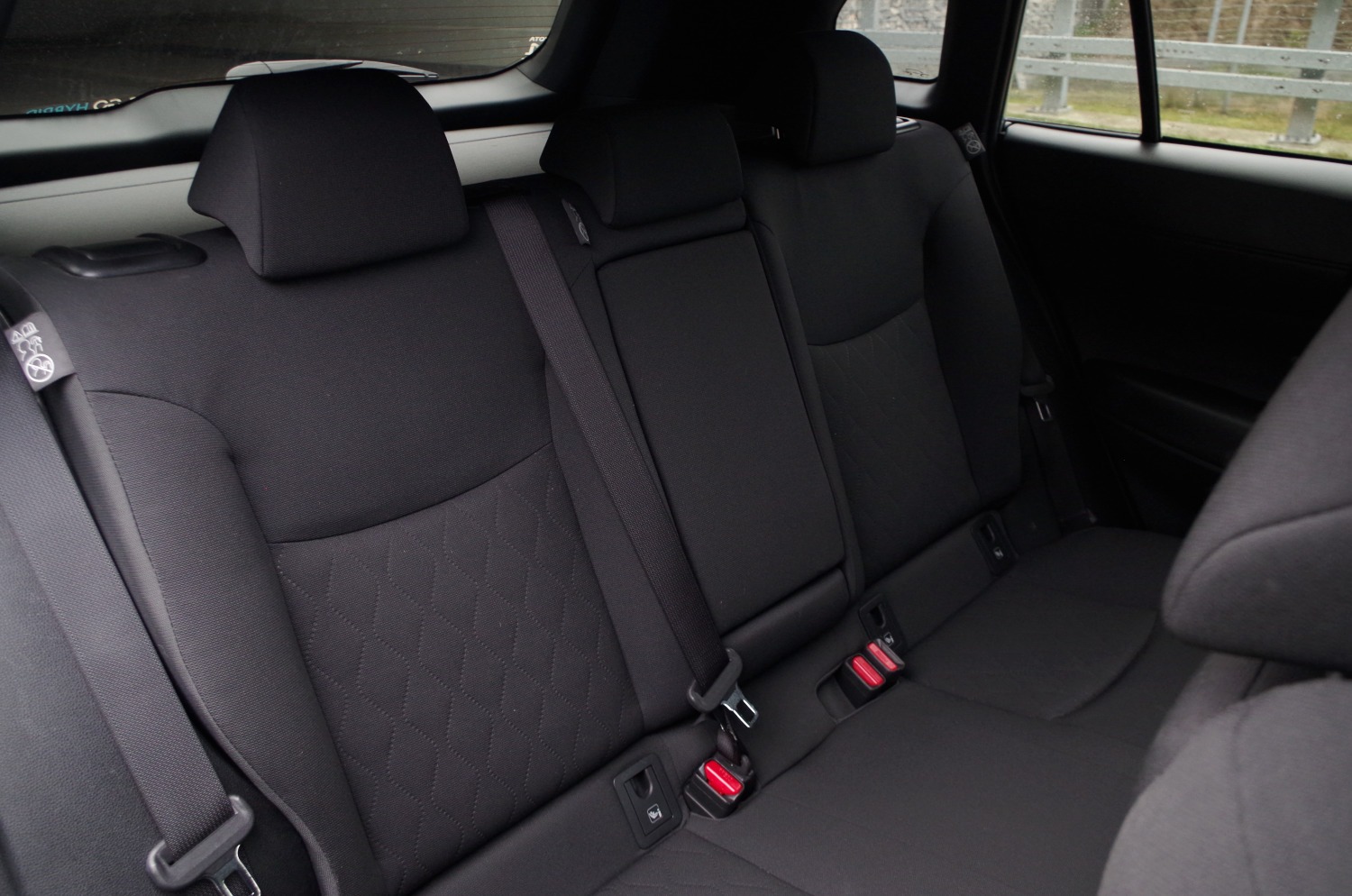 Toyota-Corolla-Cross-1.8-Hybrid-140-KM-4X2-Style-B55