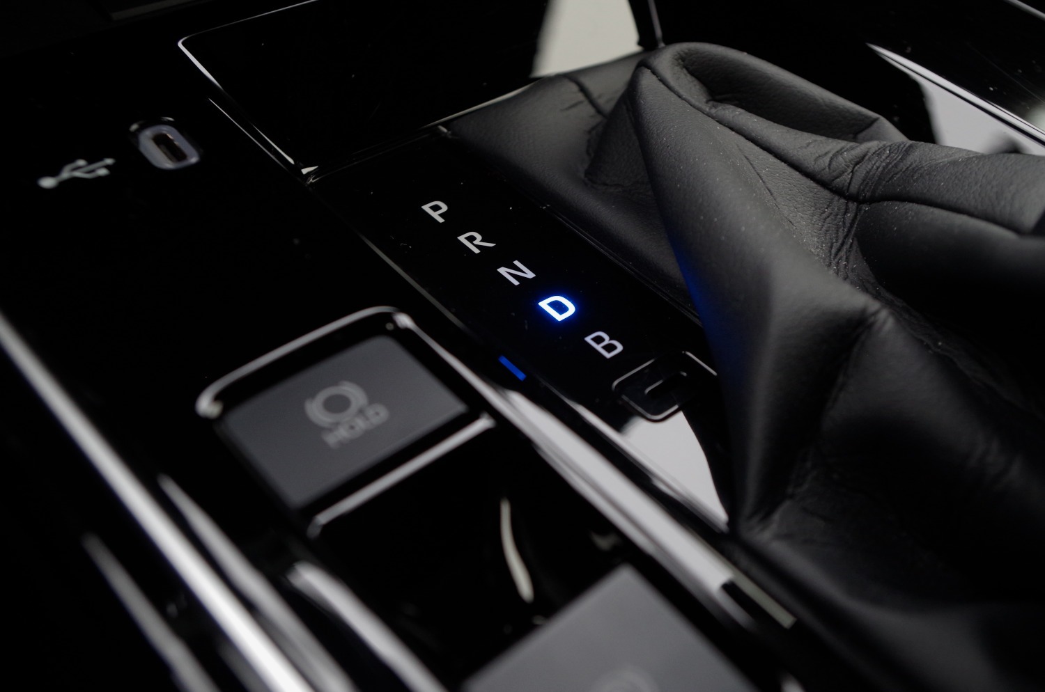 Toyota-Corolla-Cross-1.8-Hybrid-140-KM-4X2-Style-B68