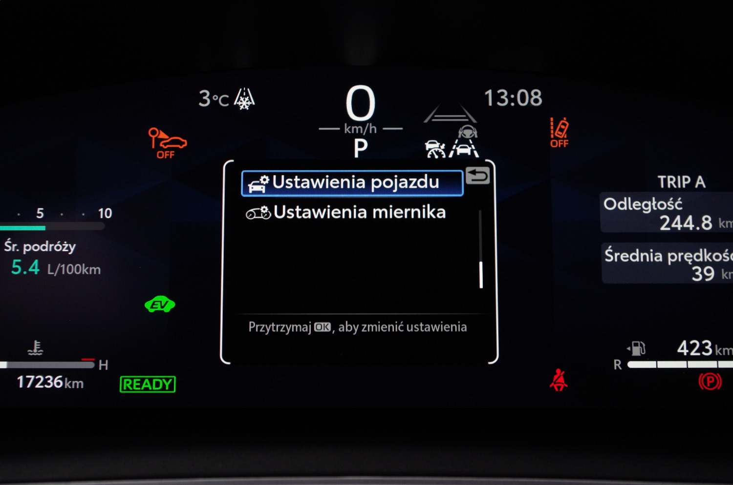 Toyota-Corolla-Cross-1.8-Hybrid-140-KM-4X2-Style-C12