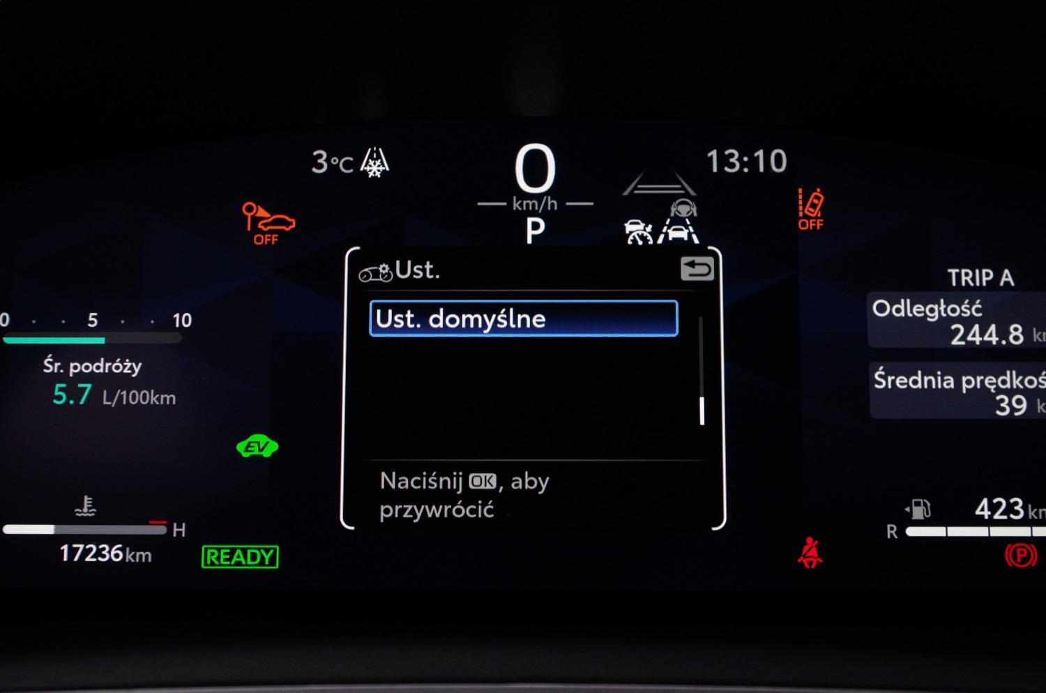 Toyota-Corolla-Cross-1.8-Hybrid-140-KM-4X2-Style-C29