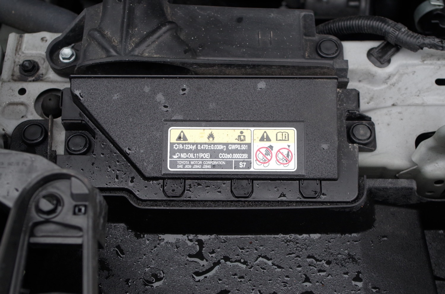 Toyota-Corolla-Cross-1.8-Hybrid-140-KM-4X2-Style-F08