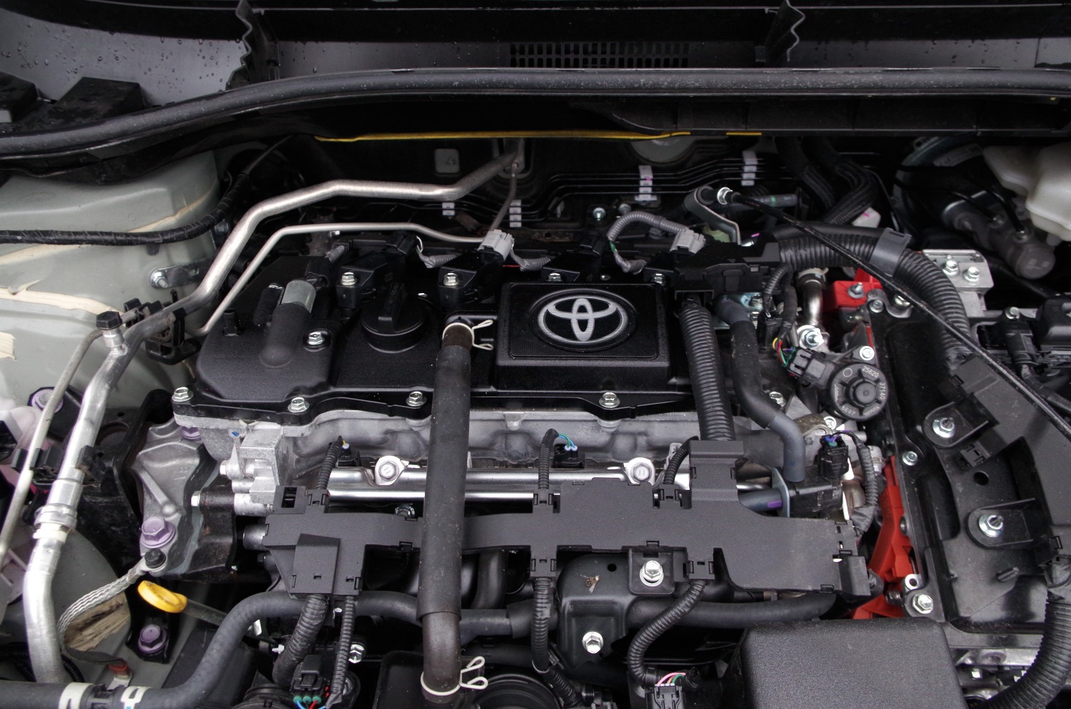 Toyota-Corolla-Cross-1.8-Hybrid-140-KM-4X2-Style-F10