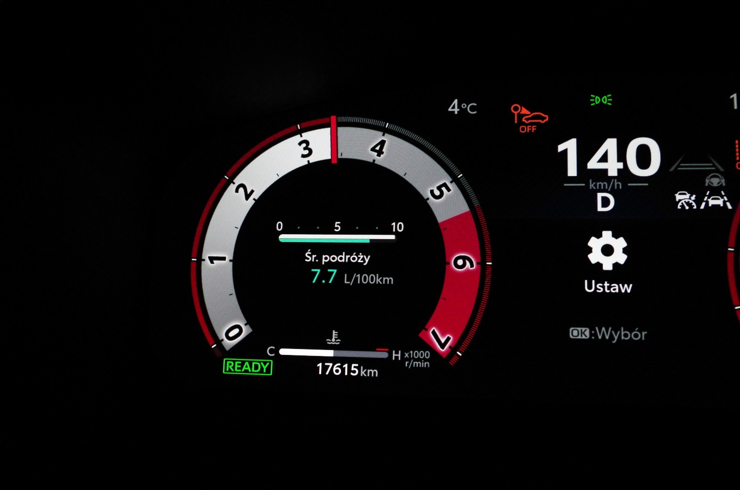 Toyota-Corolla-Cross-1.8-Hybrid-140-KM-4X2-Style-P05