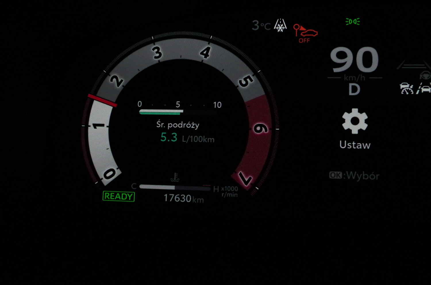 Toyota-Corolla-Cross-1.8-Hybrid-140-KM-4X2-Style-P06