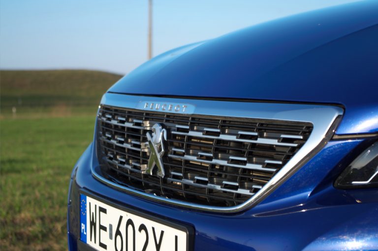 Peugeot 308 Allure SW 1.5 BlueHDI 130 S&S EAT6 Test