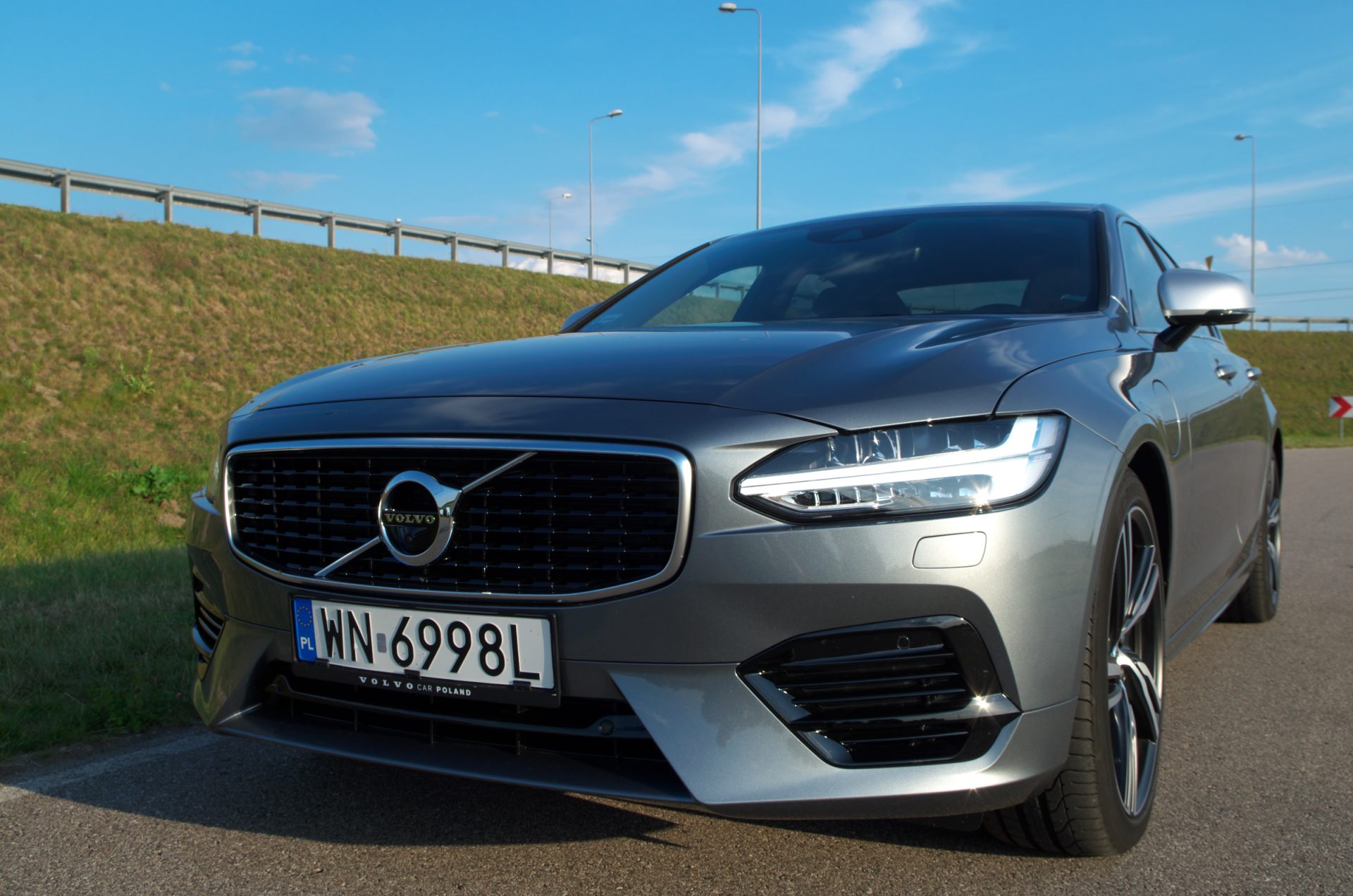 Volvo S90 T8 Twin Engine Plug-In Hybrid R Design