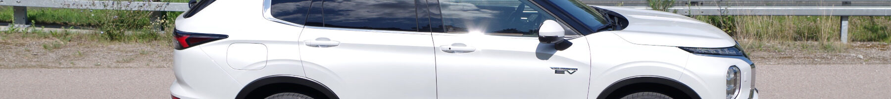 Mitsubishi Outlander PHEV 2.4 AT 4WD 306 KM Instyle Plus