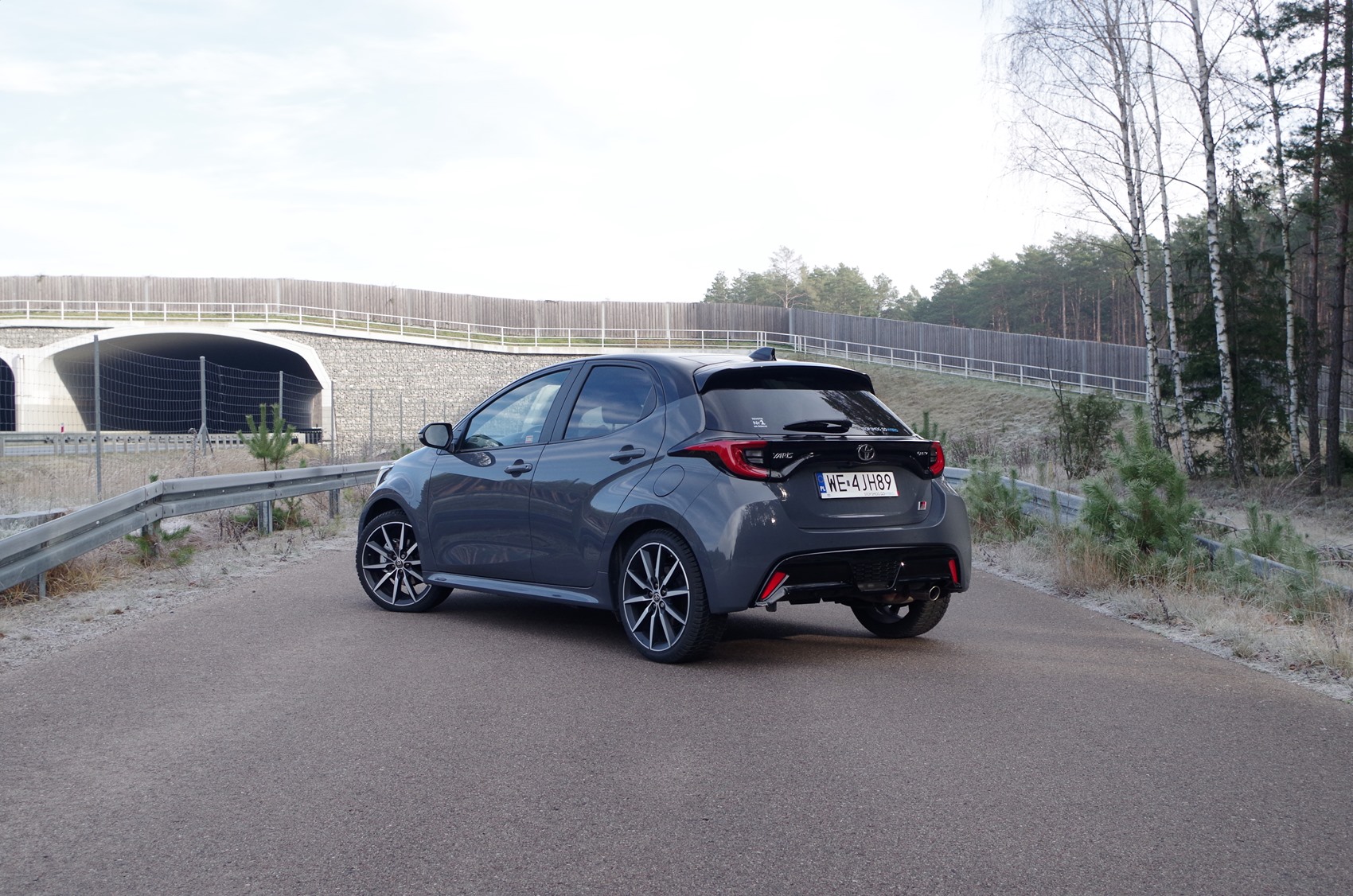 Toyota Yaris 1.5 Hybrid Dynamic Force 130 KM e-CVT GR SPORT