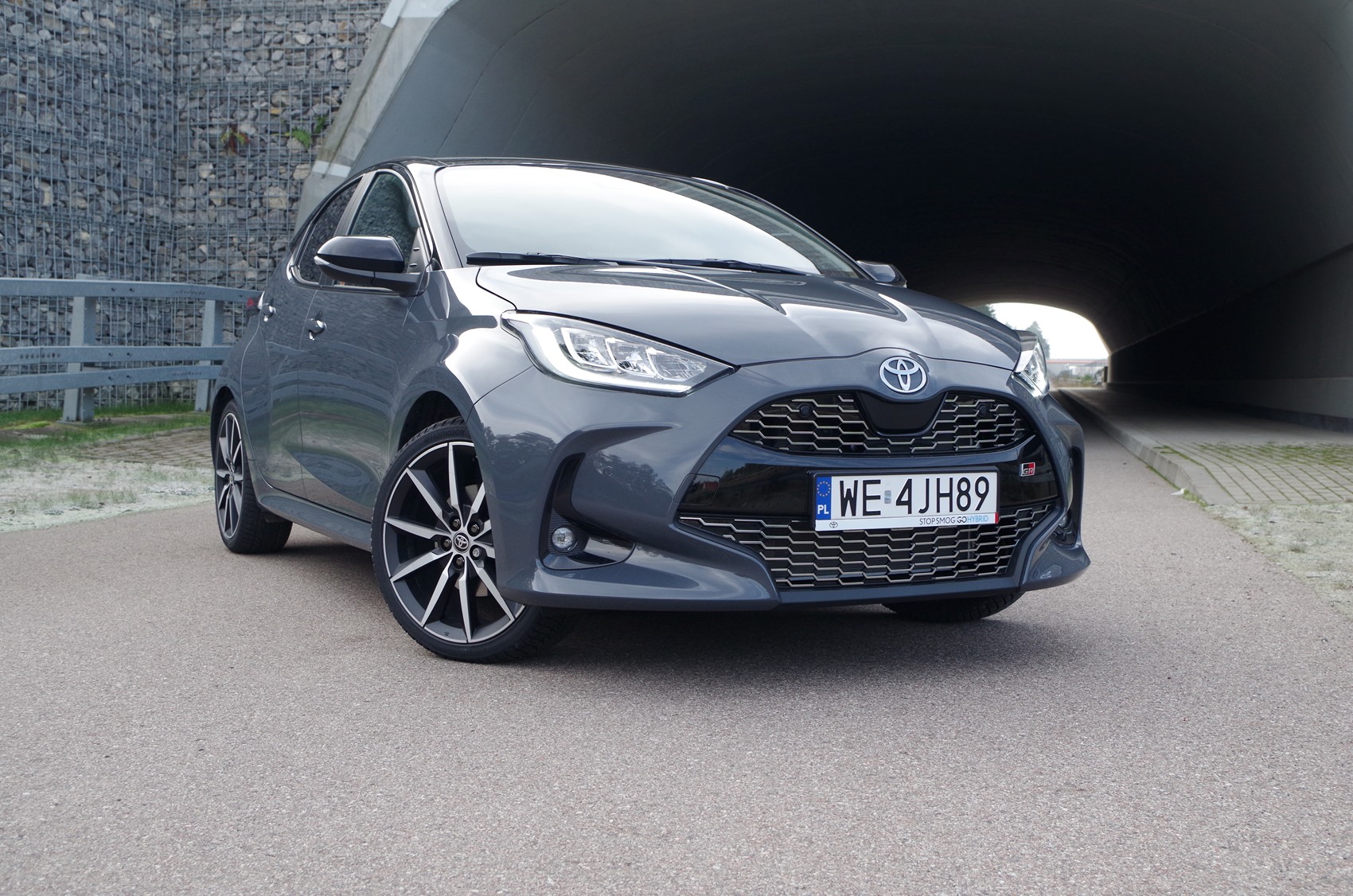 Toyota Yaris 1.5 Hybrid Dynamic Force 130 KM e-CVT GR SPORT