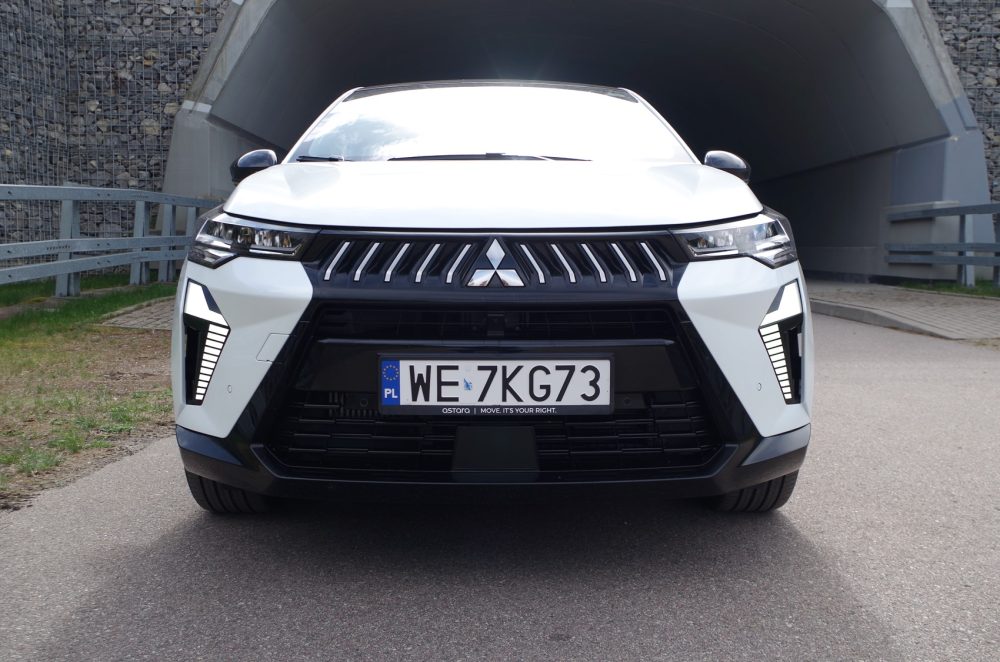 Mitsubishi Grandis M Hybrid 1.3 7DCT 140 KM Instyle A39