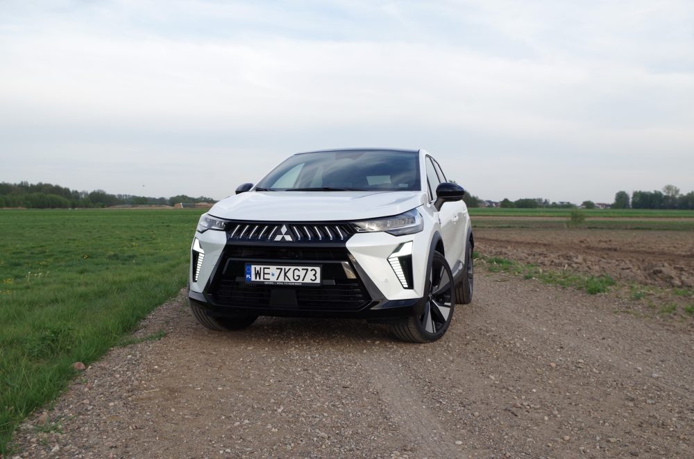 Mitsubishi Grandis M Hybrid 1.3 7DCT 140 KM Instyle A58