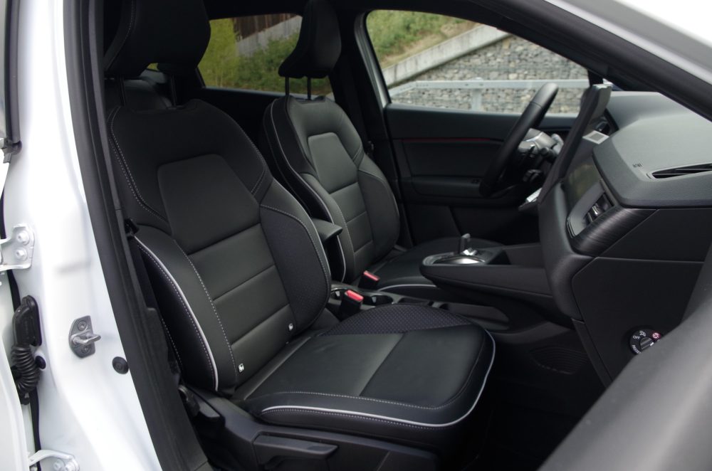 Mitsubishi Grandis M Hybrid 1.3 7DCT 140 KM Instyle B25
