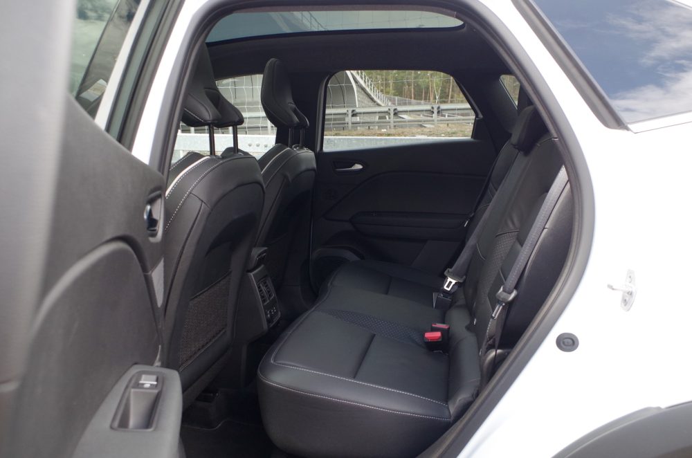 Mitsubishi Grandis M Hybrid 1.3 7DCT 140 KM Instyle B69